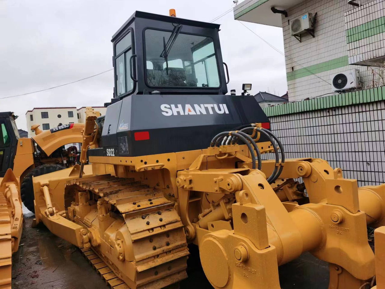 SHANTUI SD22 - Бульдозер: фото 1 SHANTUI SD22 - Бульдозер: фото 1