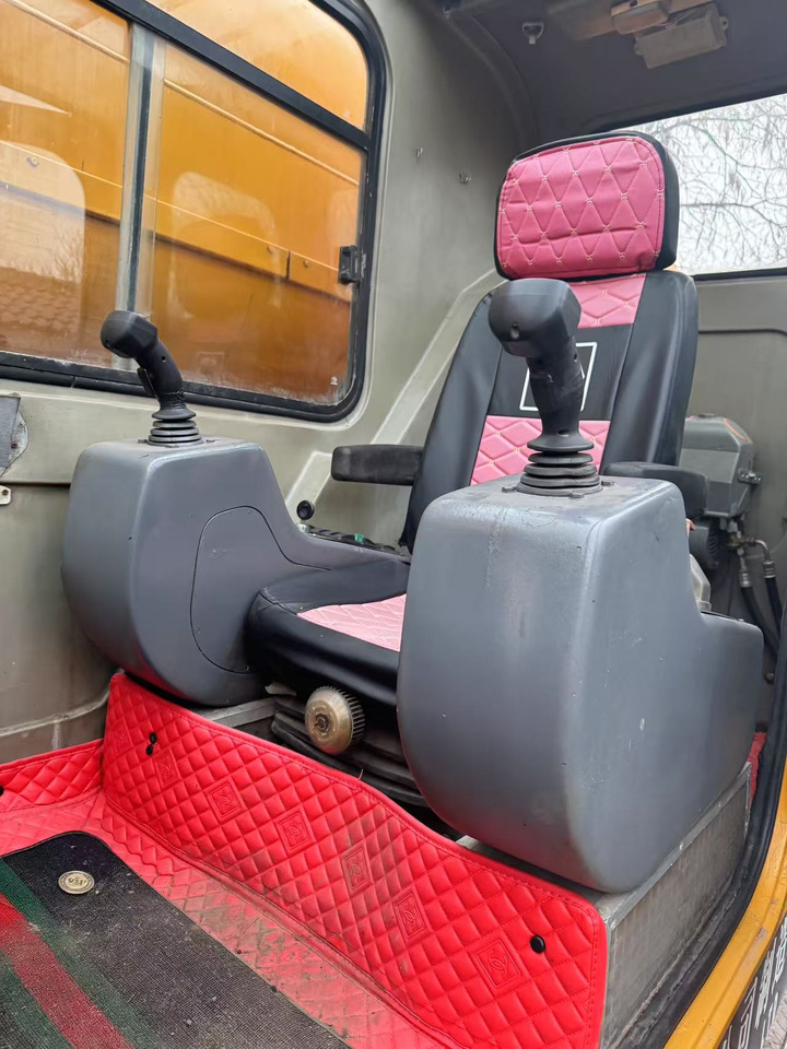 XCMG QY100K - Мобильный кран: фото 4 XCMG QY100K - Мобильный кран: фото 4