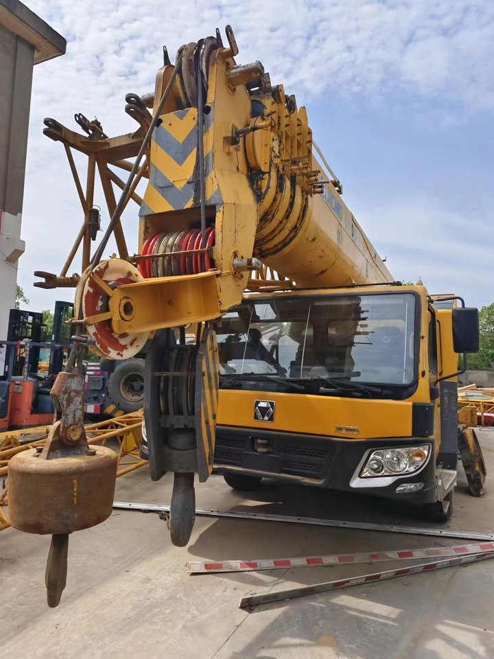 XCMG QY100K-Ⅱ QY100K 100tons - Мобильный кран: фото 1 XCMG QY100K-Ⅱ QY100K 100tons - Мобильный кран: фото 1