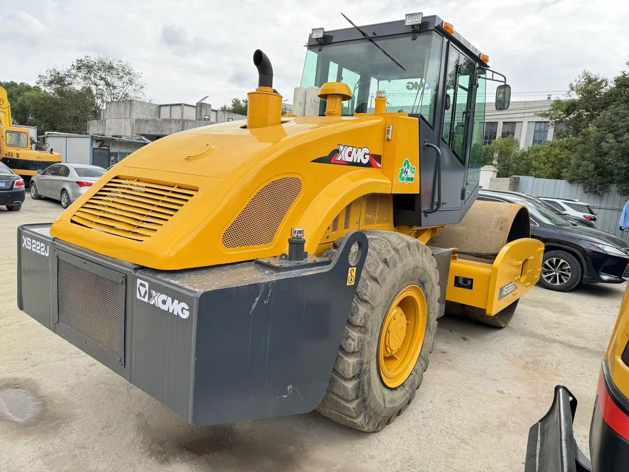 XCMG XS222J - Компактор: фото 3 XCMG XS222J - Компактор: фото 3