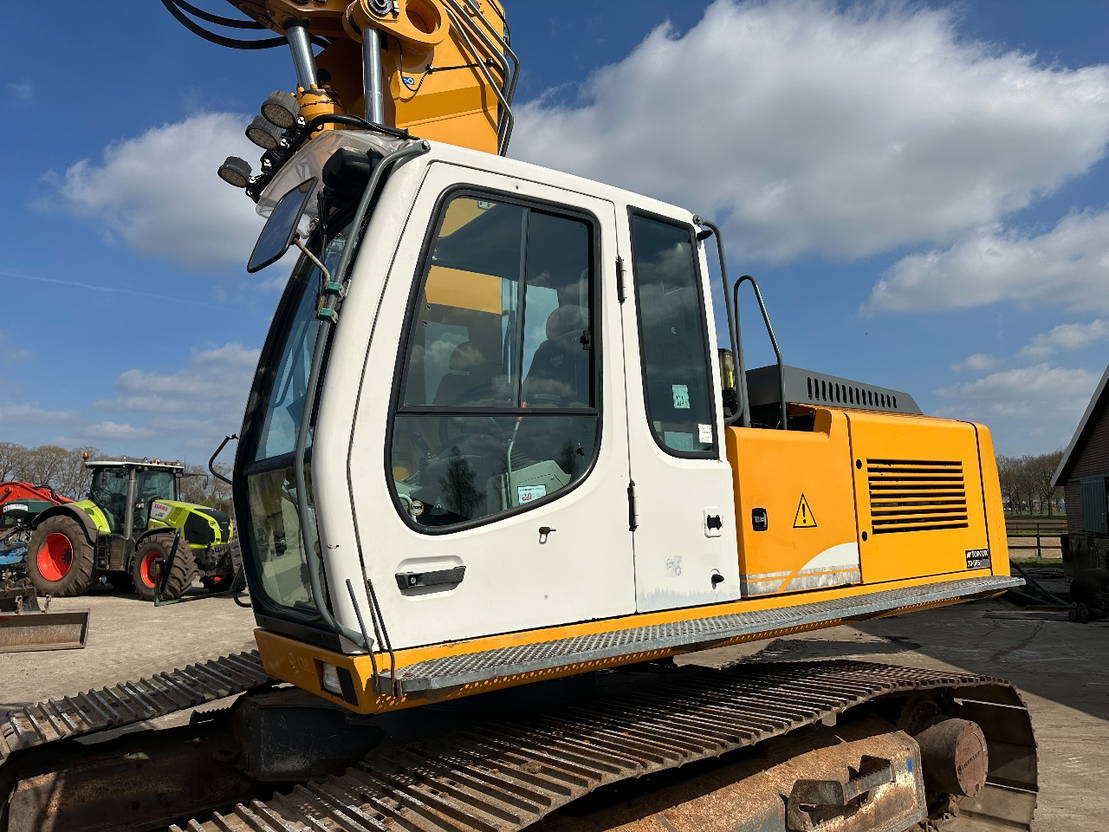 Гусеничный экскаватор Liebherr R934C Hdsl: фото 6 Гусеничный экскаватор Liebherr R934C Hdsl: фото 6