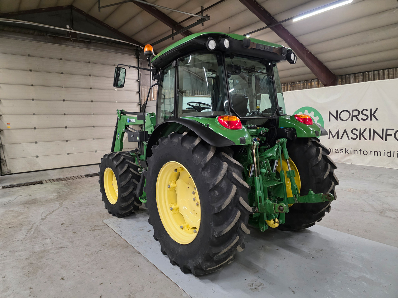 John Deere 5080M - Трактор: фото 3 John Deere 5080M - Трактор: фото 3