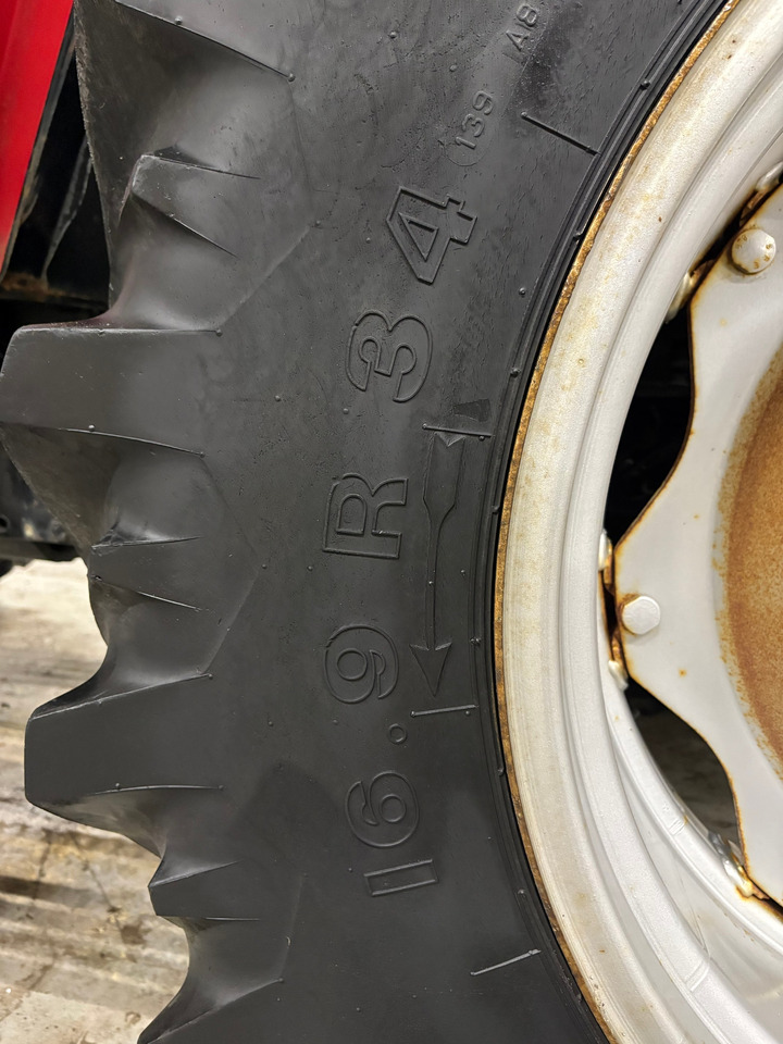 Трактор Massey Ferguson 3050: фото 11 Трактор Massey Ferguson 3050: фото 11