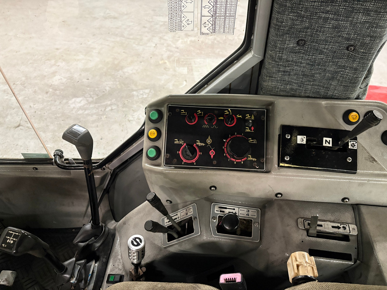 Трактор Massey Ferguson 3050: фото 13 Трактор Massey Ferguson 3050: фото 13