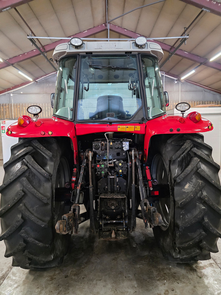 Massey Ferguson 6460 Dyna 6 - Трактор: фото 4 Massey Ferguson 6460 Dyna 6 - Трактор: фото 4