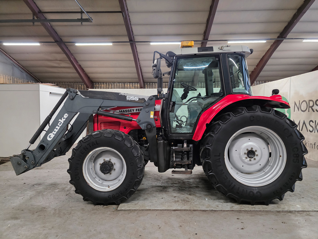 Massey Ferguson 6460 Dyna 6 - Трактор: фото 2 Massey Ferguson 6460 Dyna 6 - Трактор: фото 2