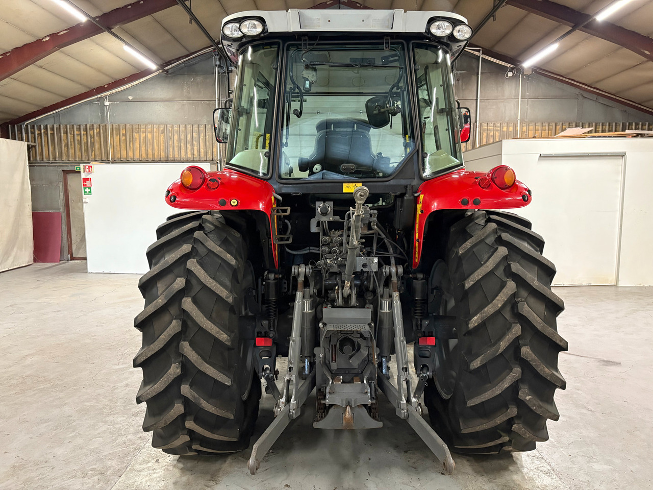 Massey Ferguson Massey Ferguson 5610 #Innbytte - Трактор: фото 4 Massey Ferguson Massey Ferguson 5610 #Innbytte - Трактор: фото 4
