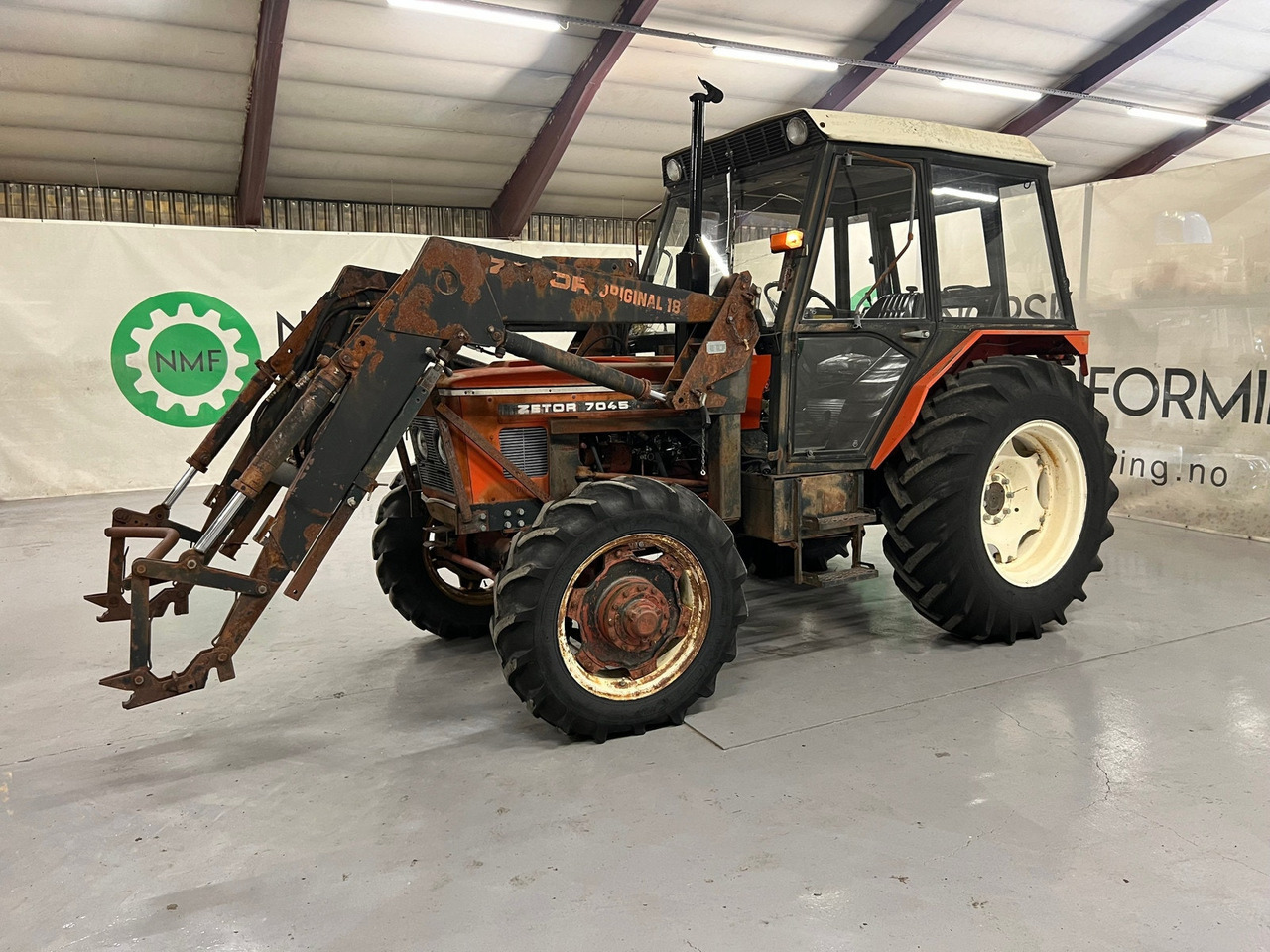 Zetor 7045 (Redusert moms) - Трактор: фото 2 Zetor 7045 (Redusert moms) - Трактор: фото 2