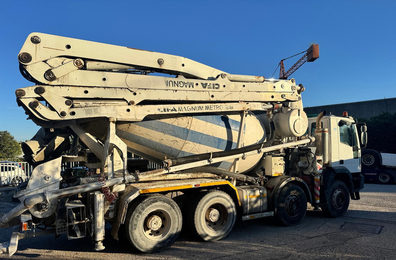 Betonpompa CIFA Iveco Trakker 410E44 - Автобетононасос-смеситель: фото 4 Betonpompa CIFA Iveco Trakker 410E44 - Автобетононасос-смеситель: фото 4