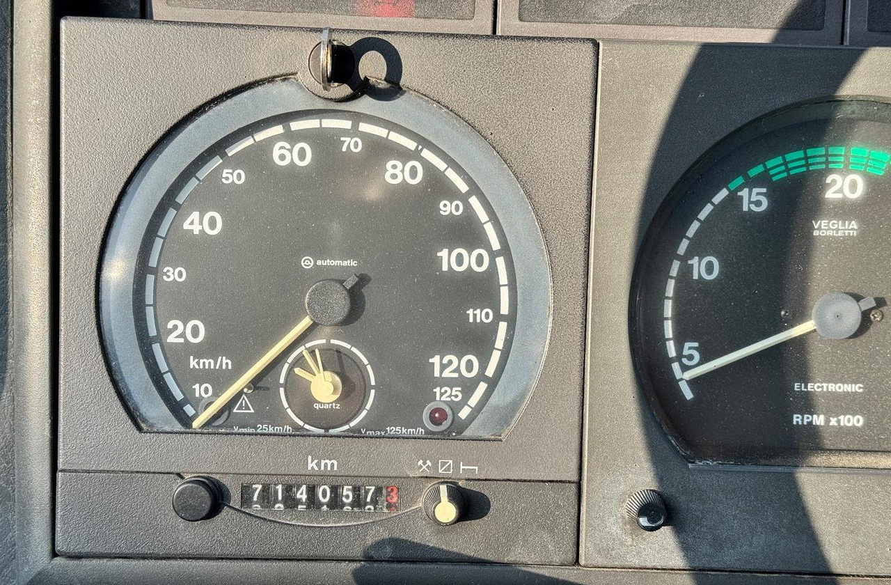 Iveco Eurocargo 150E23 con Gru HIAB - Грузовик бортовой/ Платформа, Автоманипулятор: фото 3 Iveco Eurocargo 150E23 con Gru HIAB - Грузовик бортовой/ Платформа, Автоманипулятор: фото 3