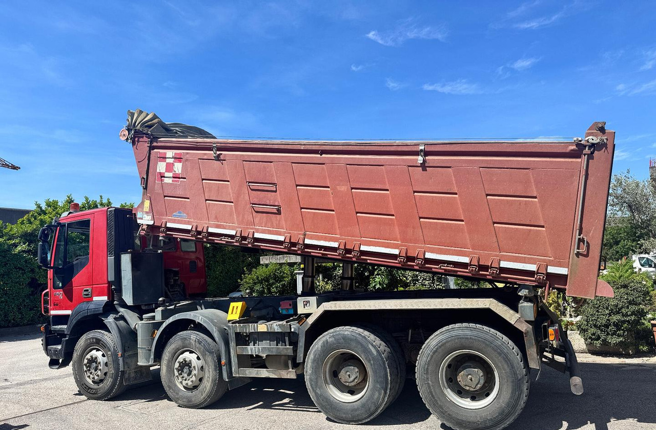Ribaltabile Iveco Trakker 450 8X4 - Самосвал: фото 4 Ribaltabile Iveco Trakker 450 8X4 - Самосвал: фото 4