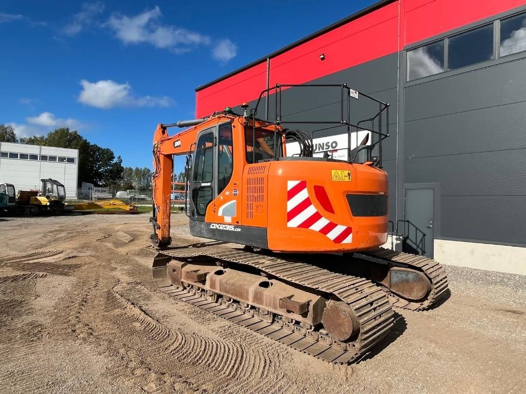 Doosan DX 235 LCR-5 - Гусеничный экскаватор: фото 3 Doosan DX 235 LCR-5 - Гусеничный экскаватор: фото 3