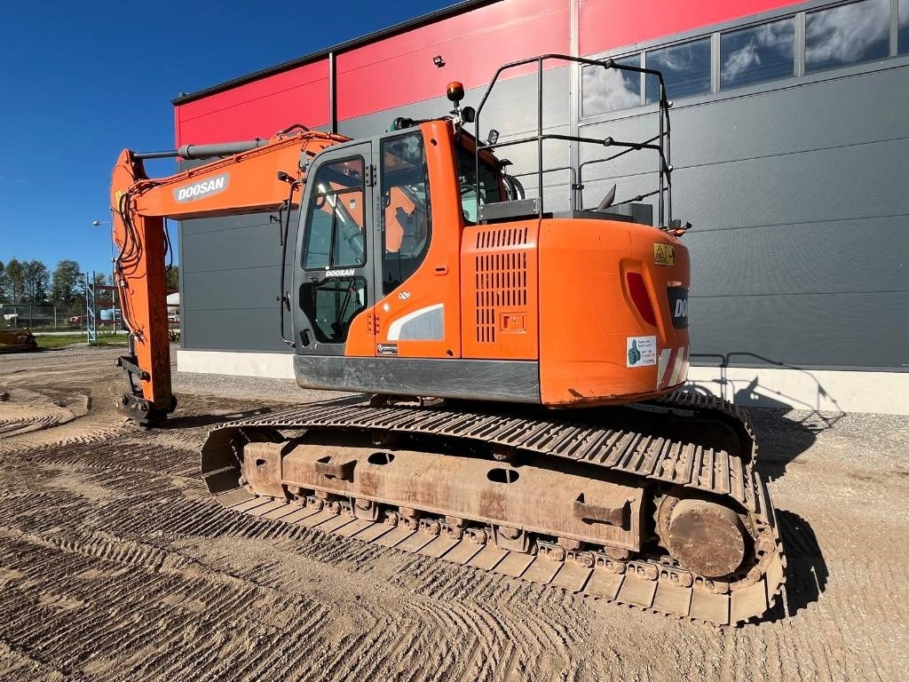 Doosan DX 235 LCR-5 - Гусеничный экскаватор: фото 3 Doosan DX 235 LCR-5 - Гусеничный экскаватор: фото 3