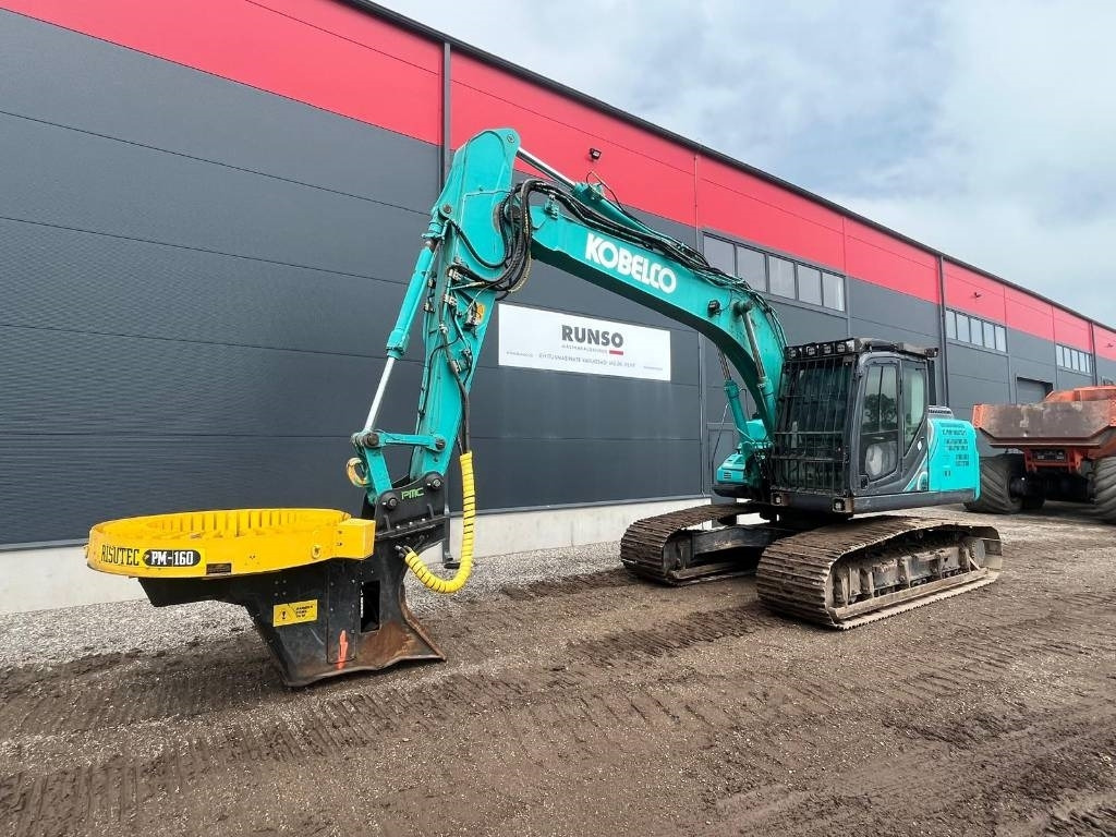 Kobelco SK180LC-10 - Гусеничный экскаватор: фото 2 Kobelco SK180LC-10 - Гусеничный экскаватор: фото 2