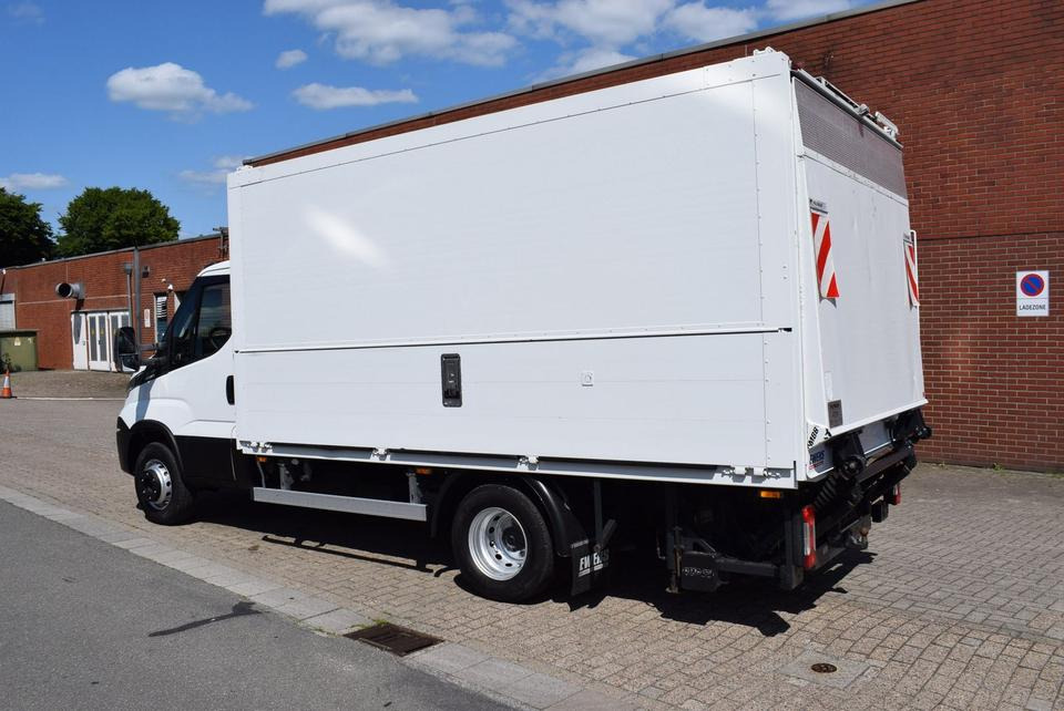 Iveco Daily 70 C 18 Schwenkwand Automatik LBW 1500KG - Фургон с закрытым кузовом: фото 5 Iveco Daily 70 C 18 Schwenkwand Automatik LBW 1500KG - Фургон с закрытым кузовом: фото 5