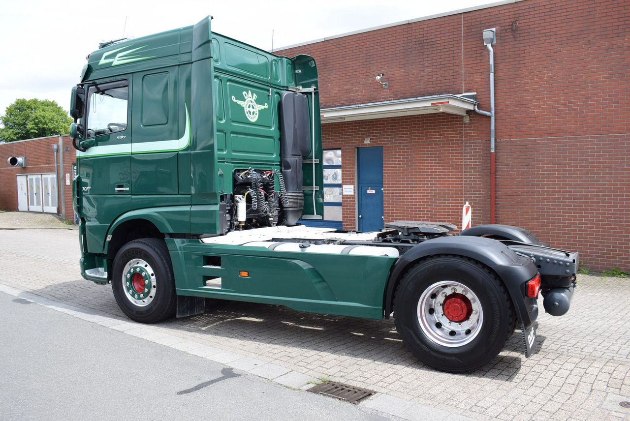 DAF XF 530 FT Retarder Leder Standklima Hydraulik - Тягач: фото 4 DAF XF 530 FT Retarder Leder Standklima Hydraulik - Тягач: фото 4