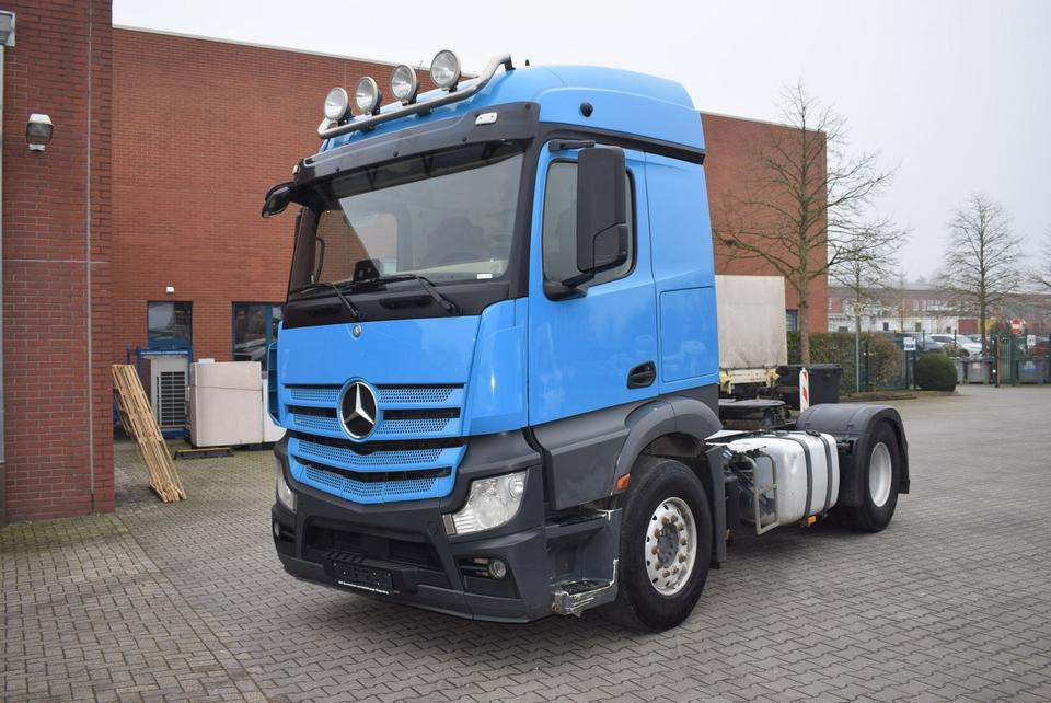 Mercedes-Benz Actros 1843 Stream Space Kipphydraulik Klima - Тягач: фото 1 Mercedes-Benz Actros 1843 Stream Space Kipphydraulik Klima - Тягач: фото 1