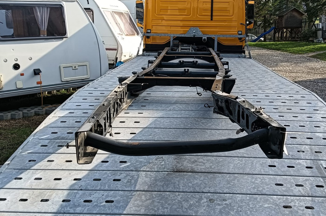 IVECO DAILY 35C15 RAMA Z DOKUMENTAMI NR 740 - Рама/ Шасси для Коммерческих автомобилей: фото 3 IVECO DAILY 35C15 RAMA Z DOKUMENTAMI NR 740 - Рама/ Шасси для Коммерческих автомобилей: фото 3