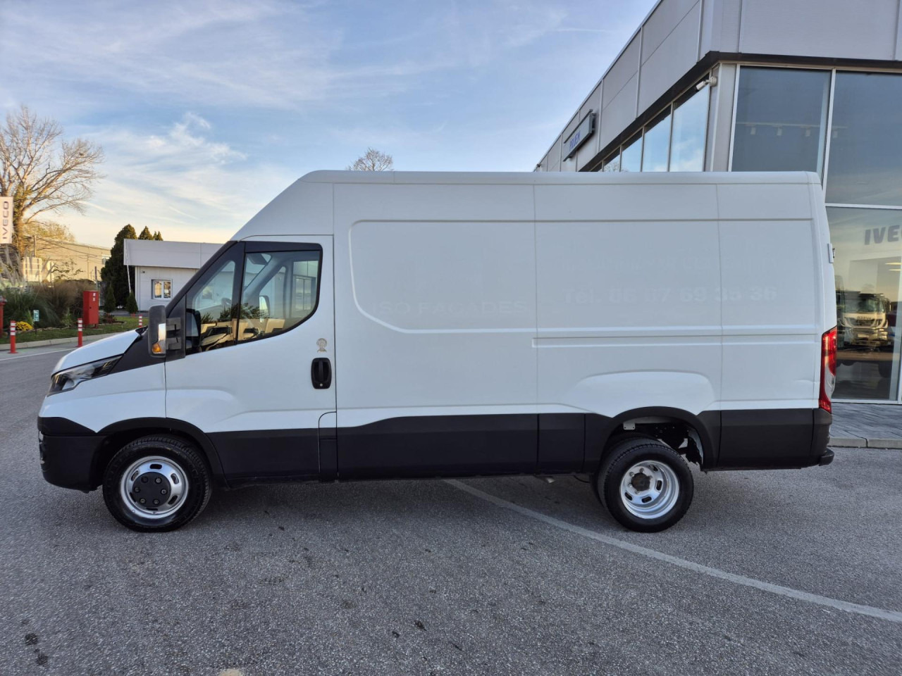 Пассажирский фургон IVECO DAILY35C13V12m3: фото 9 Пассажирский фургон IVECO DAILY35C13V12m3: фото 9