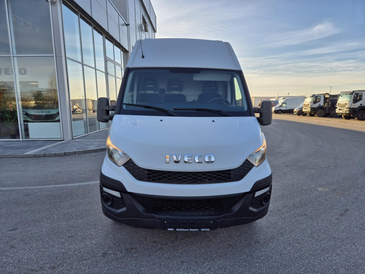 Пассажирский фургон IVECO DAILY35C13V12m3: фото 7 Пассажирский фургон IVECO DAILY35C13V12m3: фото 7