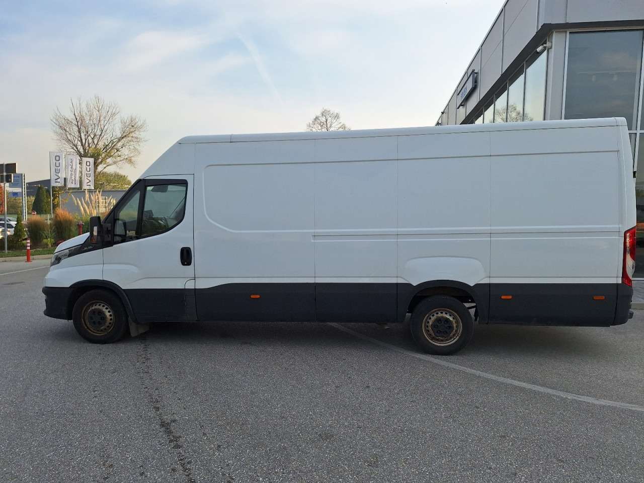 Цельнометаллический фургон IVECO Daily 35S14 16m3: фото 10