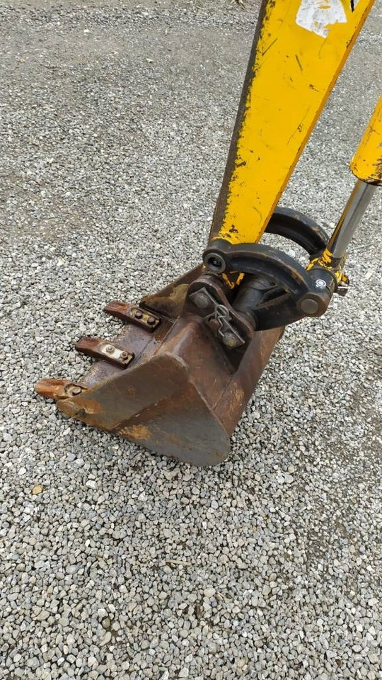 Мини-экскаватор JCB 8018: фото 6