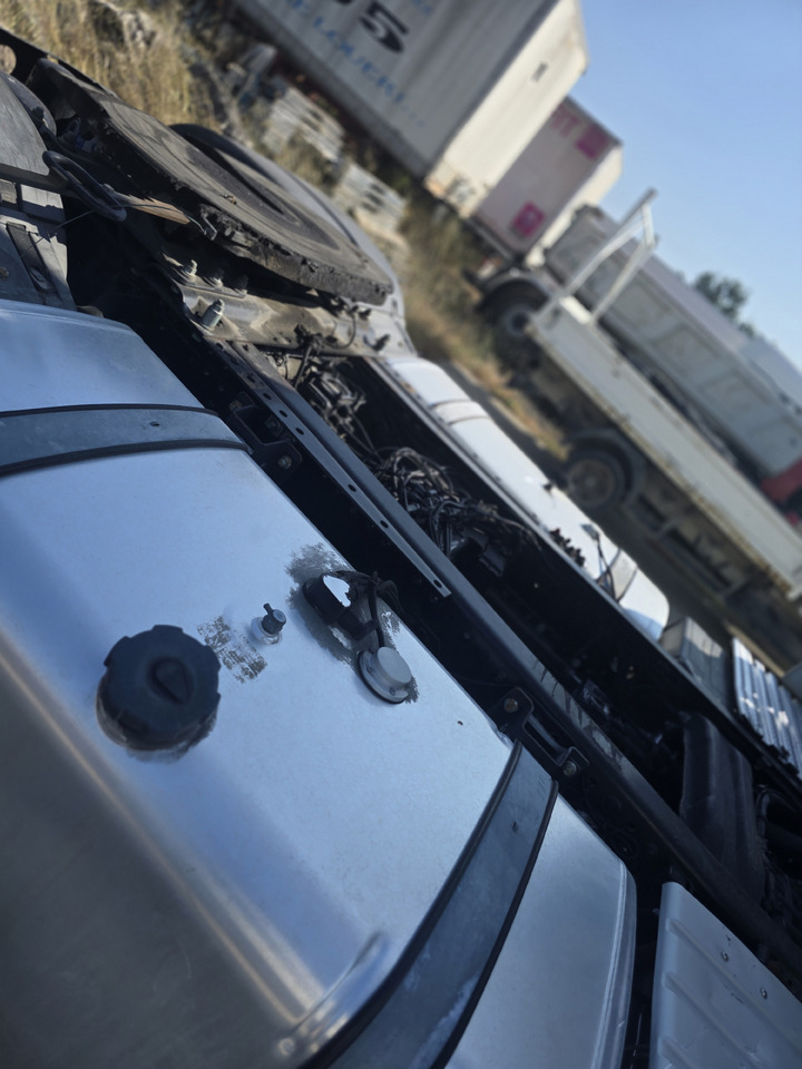 MAN TGX 18-480 - Тягач: фото 5 MAN TGX 18-480 - Тягач: фото 5