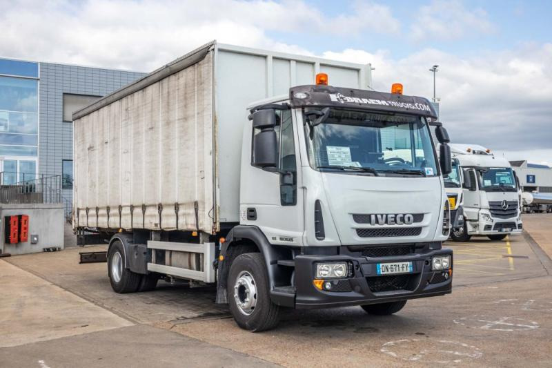 Iveco EUROCARGO 160E25 - Тентованный грузовик: фото 2 Iveco EUROCARGO 160E25 - Тентованный грузовик: фото 2