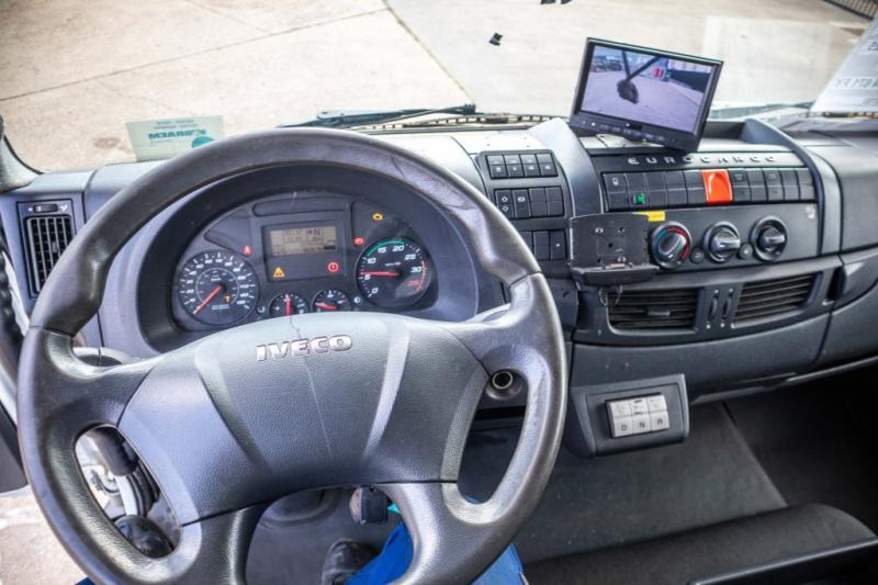 Фото интерьера 3: Iveco EUROCARGO 160E25 в лизинг Iveco EUROCARGO 160E25