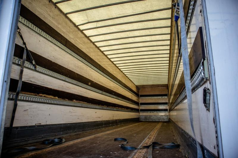 Lecitrailer FOURGON+DHOLLANDIA - Полуприцеп-фургон: фото 5 Lecitrailer FOURGON+DHOLLANDIA - Полуприцеп-фургон: фото 5