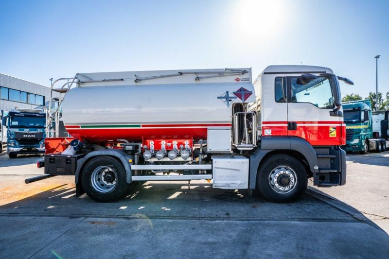 MAN TGS 18.400 4x4H +ALU CM 11.500L /4 COMP - Грузовик-цистерна: фото 3 MAN TGS 18.400 4x4H +ALU CM 11.500L /4 COMP - Грузовик-цистерна: фото 3