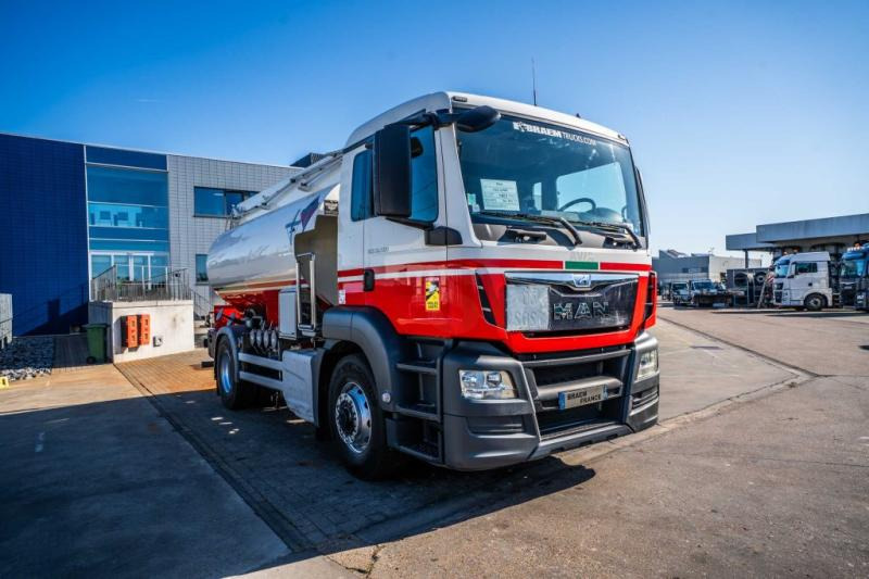MAN TGS 18.400 4x4H +ALU CM 11.500L /4 COMP - Грузовик-цистерна: фото 2 MAN TGS 18.400 4x4H +ALU CM 11.500L /4 COMP - Грузовик-цистерна: фото 2