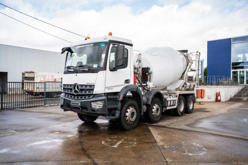 Mercedes AROCS 3240 BB +STETTER 9m3 - Автобетоносмеситель: фото 1 Mercedes AROCS 3240 BB +STETTER 9m3 - Автобетоносмеситель: фото 1