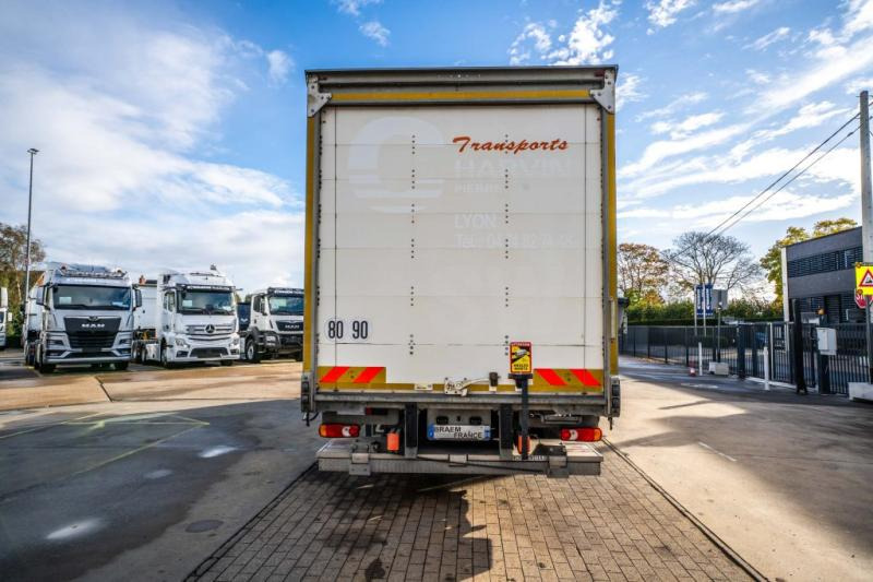 Renault D WIDE 250 DXI (12T)+DHOLLANDIA - Грузовик с закрытым кузовом: фото 5 Renault D WIDE 250 DXI (12T)+DHOLLANDIA - Грузовик с закрытым кузовом: фото 5