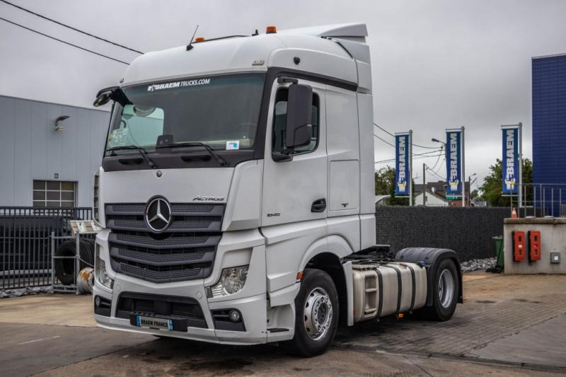 Mercedes ACTROS 1845 LS - Тягач: фото 1 Mercedes ACTROS 1845 LS - Тягач: фото 1
