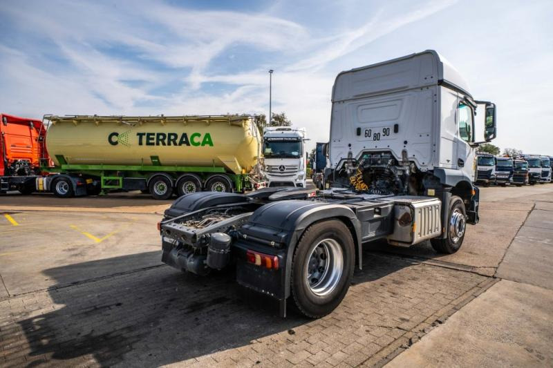 Mercedes AROCS 1843 LS ( NO ACTROS) - Тягач: фото 4 Mercedes AROCS 1843 LS ( NO ACTROS) - Тягач: фото 4