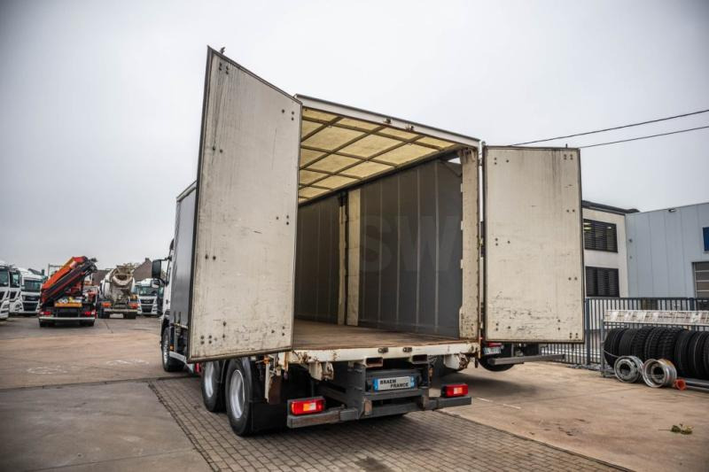 Тентованный грузовик Volvo FM 330-6x2-E5+10 pneus/tires: фото 6