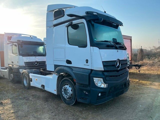 Mercedes-Benz Actros 5 L-Fahrerhaus 1846 - Тягач: фото 4 Mercedes-Benz Actros 5 L-Fahrerhaus 1846 - Тягач: фото 4