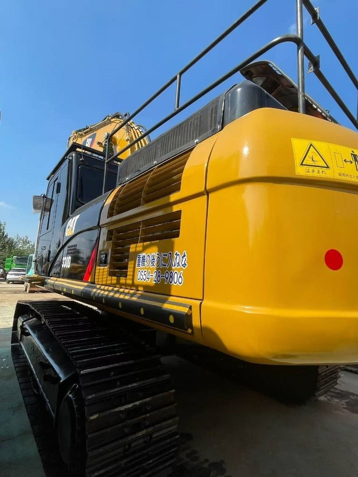 CAT 330D2 - Гусеничный экскаватор: фото 3 CAT 330D2 - Гусеничный экскаватор: фото 3