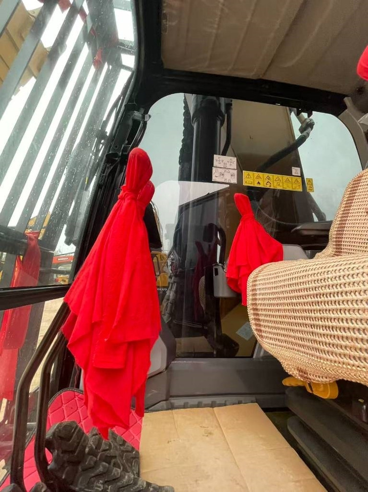 CAT 336gc - Гусеничный экскаватор: фото 2 CAT 336gc - Гусеничный экскаватор: фото 2