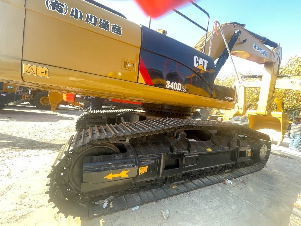 CAT 340D2L - Гусеничный экскаватор: фото 2 CAT 340D2L - Гусеничный экскаватор: фото 2