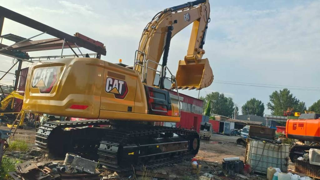 CAT 345GC - Гусеничный экскаватор: фото 1 CAT 345GC - Гусеничный экскаватор: фото 1