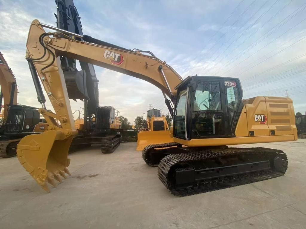 CAT CAT320GC - Гусеничный экскаватор: фото 1 CAT CAT320GC - Гусеничный экскаватор: фото 1