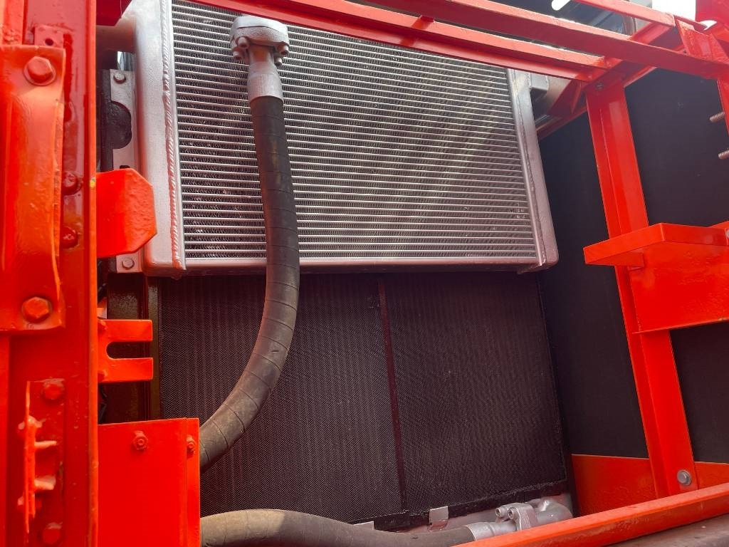 Doosan DX 300 - Гусеничный экскаватор: фото 5 Doosan DX 300 - Гусеничный экскаватор: фото 5