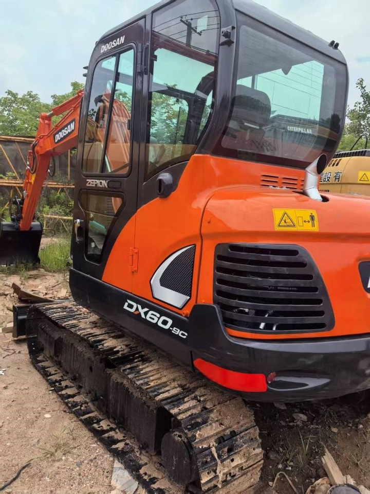 Новый Гусеничный экскаватор Doosan DX 60: фото 6