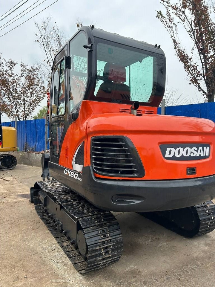 Мини-экскаватор Doosan DX 60: фото 1