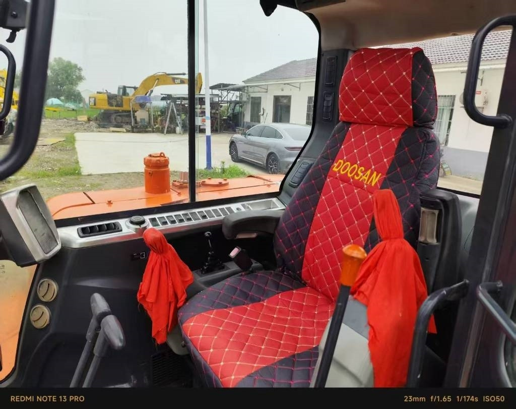 Doosan DX 60 - Мини-экскаватор: фото 2 Doosan DX 60 - Мини-экскаватор: фото 2