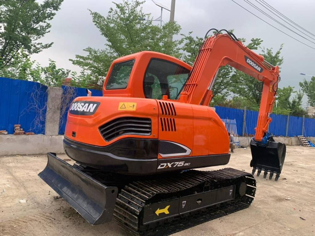 Doosan DX 75-9 C - Мини-экскаватор: фото 1 Doosan DX 75-9 C - Мини-экскаватор: фото 1