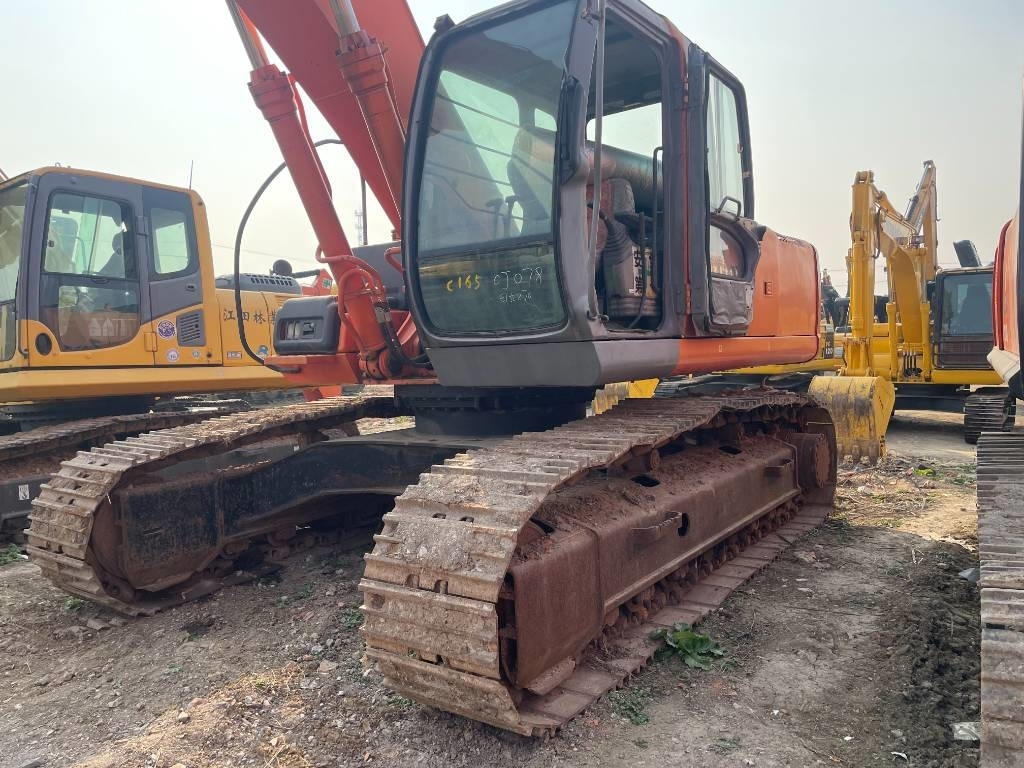 Hitachi ZX 270 - Гусеничный экскаватор: фото 4 Hitachi ZX 270 - Гусеничный экскаватор: фото 4
