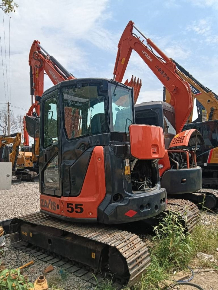 Hitachi ZX 55 - Гусеничный экскаватор: фото 5 Hitachi ZX 55 - Гусеничный экскаватор: фото 5